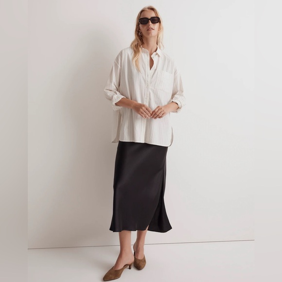 Madewell Signature Poplin Oversized Shirt in Stripe - Picture 4 of 9